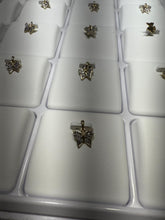Load image into Gallery viewer, Enchanting Gold Butterfly Diamond Pendant product Top View from Splendid Jewellery
