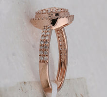 Load image into Gallery viewer, Enchanting Rose Gold Diamond Cluster Ring - Splendid Jewellery