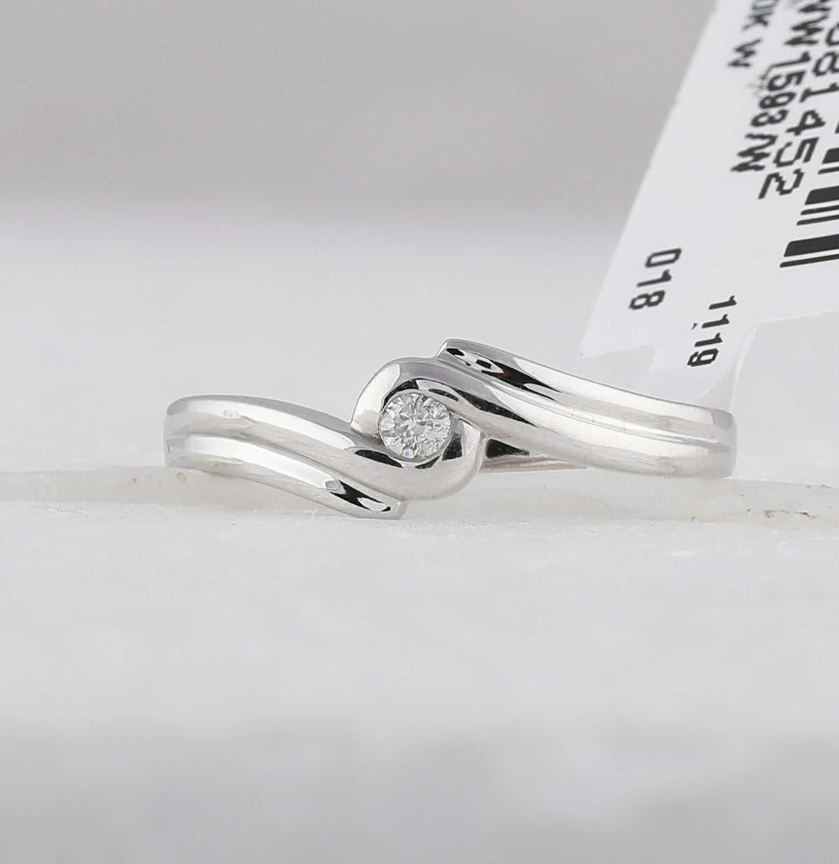 Eternal Love | 10kt White Gold Womens Round Diamond Solitaire Promise Ring 1/20 Cttw | Splendid Jewellery - Splendid Jewellery