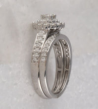 Load image into Gallery viewer, Eternal Radiance 10kt White Gold Round Diamond Bridal Wedding Ring Band Set - Splendid Jewellery