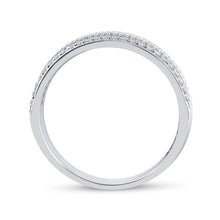 Load image into Gallery viewer, Exquisite 14kt White Gold Men's Diamond Wedding Band with Wheat Texture - Timeless Elegance and Dazzling Brilliance - Splendid Jewellery