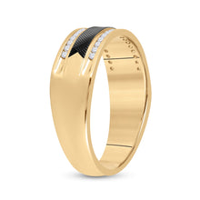 Load image into Gallery viewer, Exquisite 14kt Yellow Gold Men&#39;s Round Diamond Wedding Black-tone Band Ring 1/4 Cttw - Side View