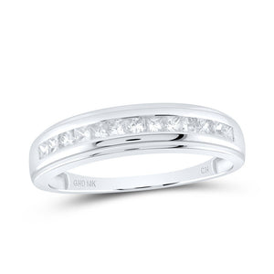 Exquisite Brilliance: 10kt White Gold Mens Princess Diamond Single Row Wedding Band Ring - Splendid Jewellery