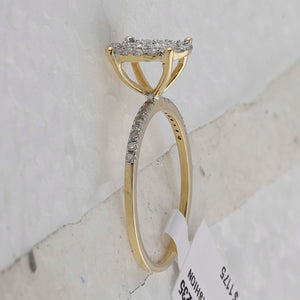 Exquisite Brilliance: 10kt Yellow Gold Womens Round Diamond Oval Cluster Ring 1/3 Cttw - Splendid Jewellery