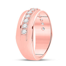 Load image into Gallery viewer, Exquisite Rose Gold Men&#39;s Diamond Wedding Band - Radiant 3/4 Carat Total Weight - Side View