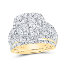 Radiant Brilliance: 10kt Yellow Gold Square Diamond Wedding Ring Set - Splendid Jewellery