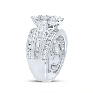 Radiant Brilliance: 14kt White Gold Diamond Cluster Bridal Wedding Ring - Splendid Jewellery