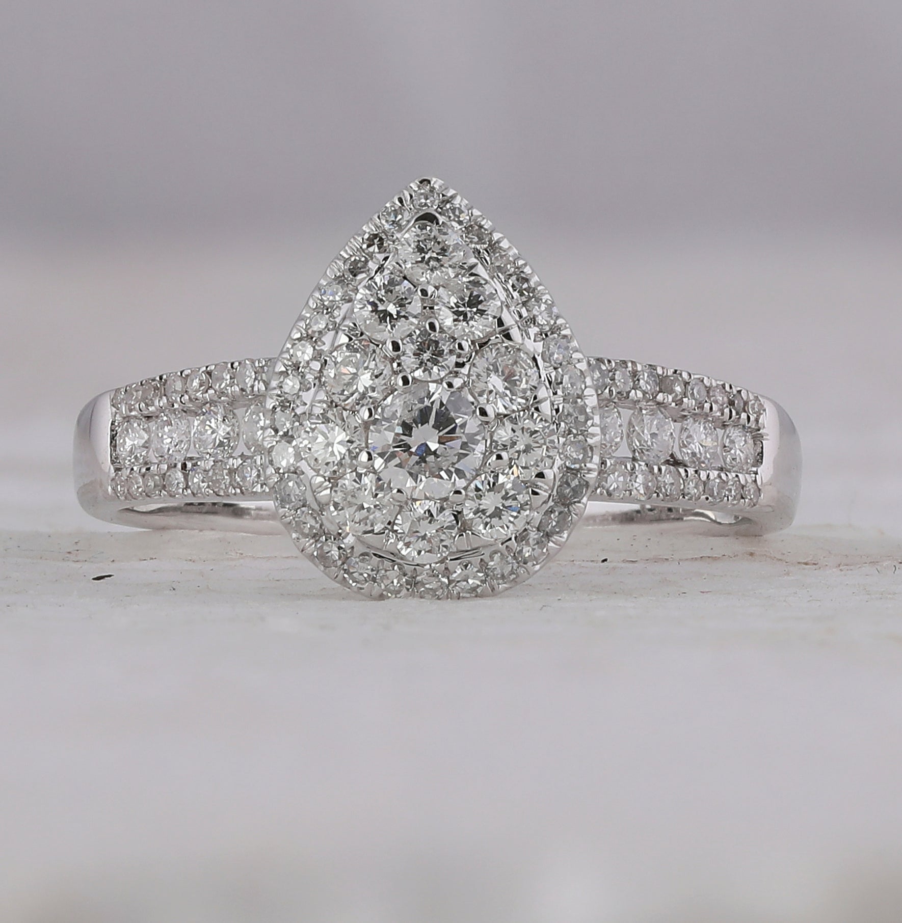 Radiant Brilliance 14kt White Gold Diamond Cluster Bridal Wedding Ring - Splendid Jewellery