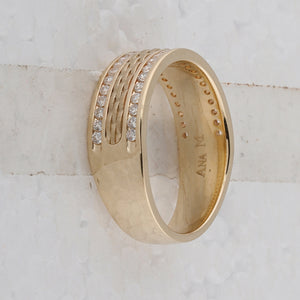 Radiant Elegance: 14kt Yellow Gold Mens Round Diamond Wedding Band Ring 1/2 Cttw - Splendid Jewellery