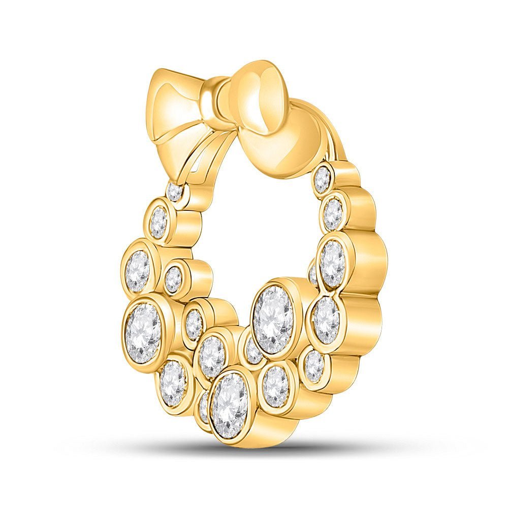 Radiant Gold and Diamond Holiday Wreath Pendant - Splendid Jewellery