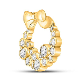 Radiant Gold and Diamond Holiday Wreath Pendant - Splendid Jewellery