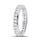 Radiant Love: 14kt White Gold Womens Round Diamond Eternity Wedding Band 1 Cttw - Splendid Jewellery