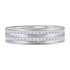 Radiant Love: 14kt White Gold Womens Round Diamond Eternity Wedding Band 1 Cttw - Front View
