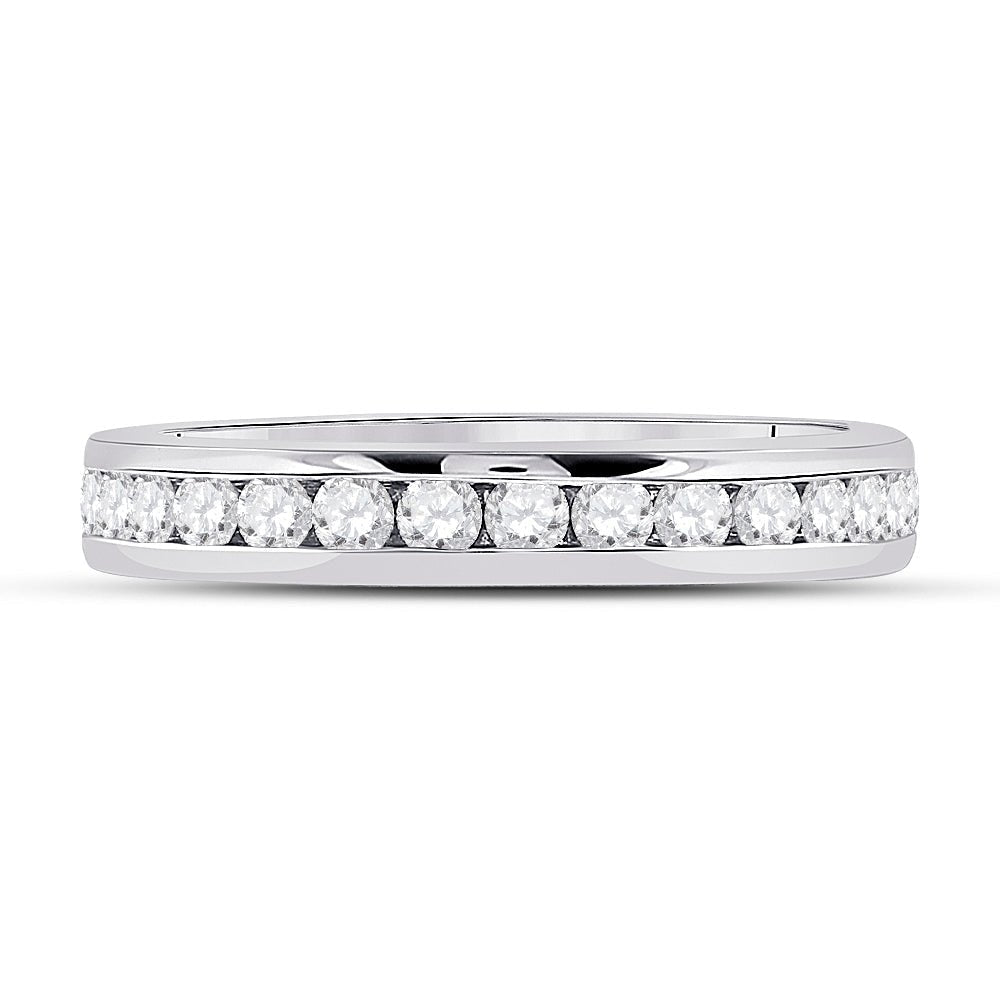 Radiant Love: 14kt White Gold Womens Round Diamond Eternity Wedding Band 1 Cttw - Splendid Jewellery