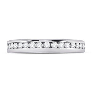 Radiant Love: 14kt White Gold Womens Round Diamond Eternity Wedding Band 7/8 Cttw - Splendid Jewellery