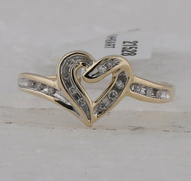 Radiant Love Diamond Heart Ring | 10kt Two-tone Gold Womens Round Diamond Heart Frame Ring 1/12 Cttw | Splendid Jewellery Front View from Splendid Jewellery