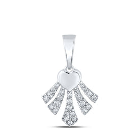 Radiant Love Diamond Pendant | 10kt White Gold Heart - Shaped Necklace with Sparkling Diamonds - Splendid Jewellery