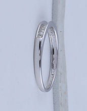 Load image into Gallery viewer, Radiant Reflections | 10kt White Gold Women's Round Diamond Single Row Band Ring 1/8 Cttw - Splendid Jewellery