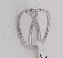 Load image into Gallery viewer, Radiant Reflections: 14kt White Gold Womens Round Diamond Negative Space Link Fashion Ring - Splendid Jewellery