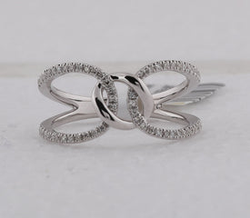Radiant Reflections: 14kt White Gold Womens Round Diamond Negative Space Link Fashion Ring - Splendid Jewellery