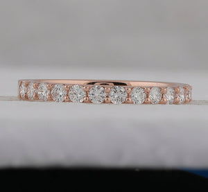 Rose Radiance: 14kt Rose Gold Women's Round Diamond Wedding Single Row Band - Splendid Jewellery