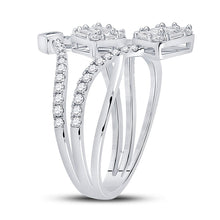 Load image into Gallery viewer, Splendid Brilliance: 14kt White Gold Women&#39;s Diamond Majesty Ring - Second Side View