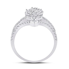 Load image into Gallery viewer, Splendid Brilliance: 14kt White Gold Women&#39;s Diamond Majesty Ring - Side View