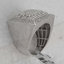 Load image into Gallery viewer, Splendid Jewellery 10kt White Gold Men&#39;s Square Diamond Ring - 1-3/4 Cttw - Alternate view 3 from Splendid Jewellery