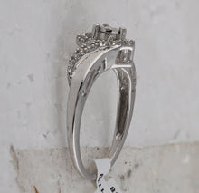 Load image into Gallery viewer, Sterling Silver Round Diamond Heart Promise Ring 1/10 Cttw - Splendid Jewellery