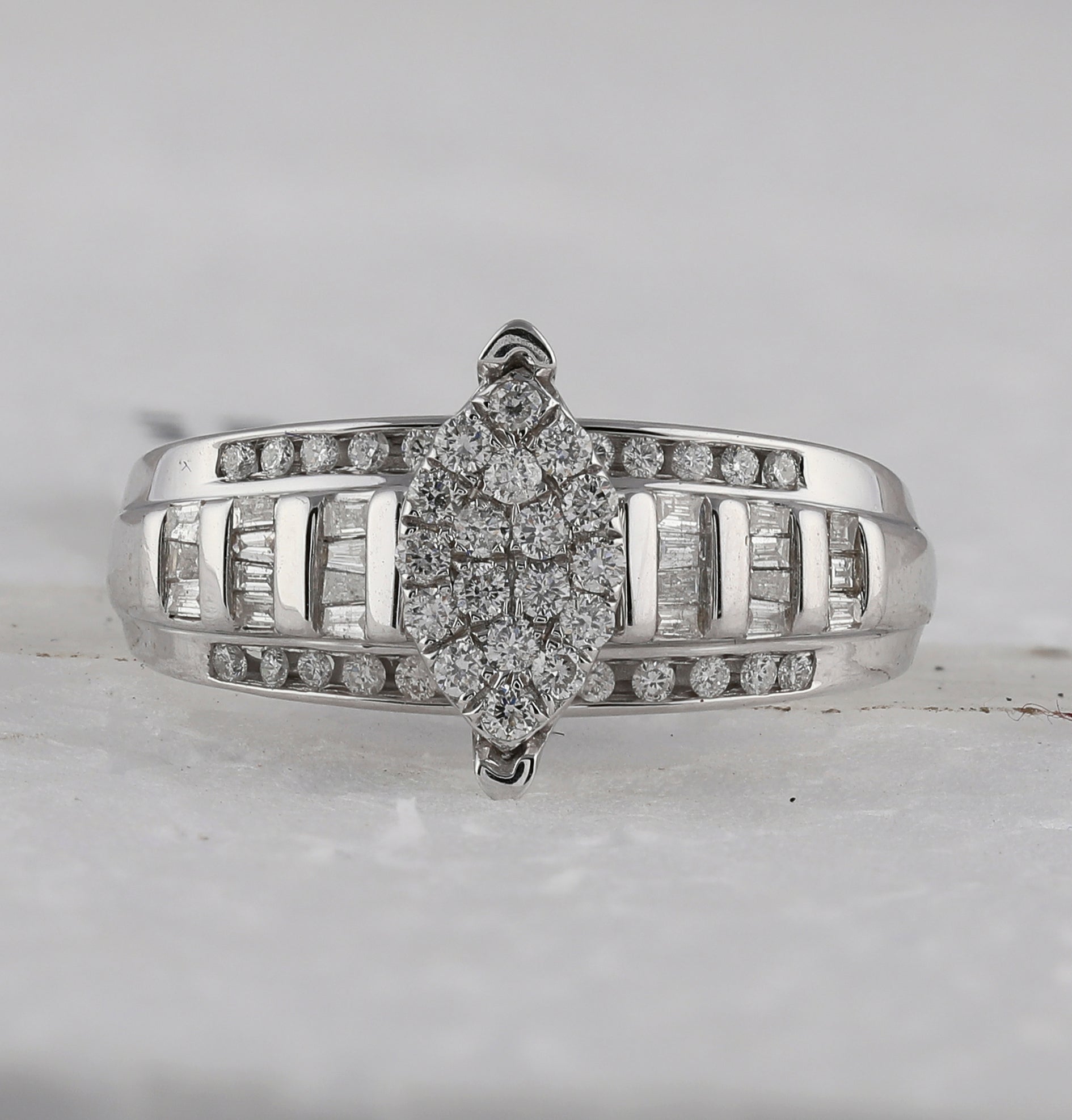 Sterling Silver Round Diamond Oval Cluster Bridal Wedding Engagement Ring 1/2 Cttw - Splendid Jewellery