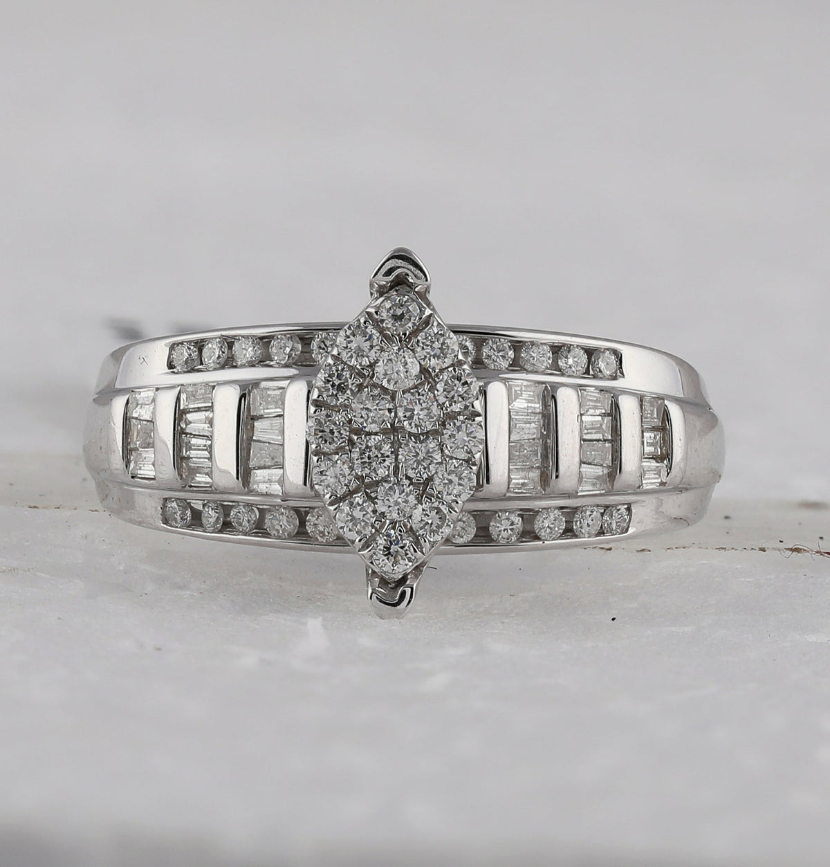 Sterling Silver Round Diamond Oval Cluster Bridal Wedding Engagement Ring 1/2 Cttw - Splendid Jewellery