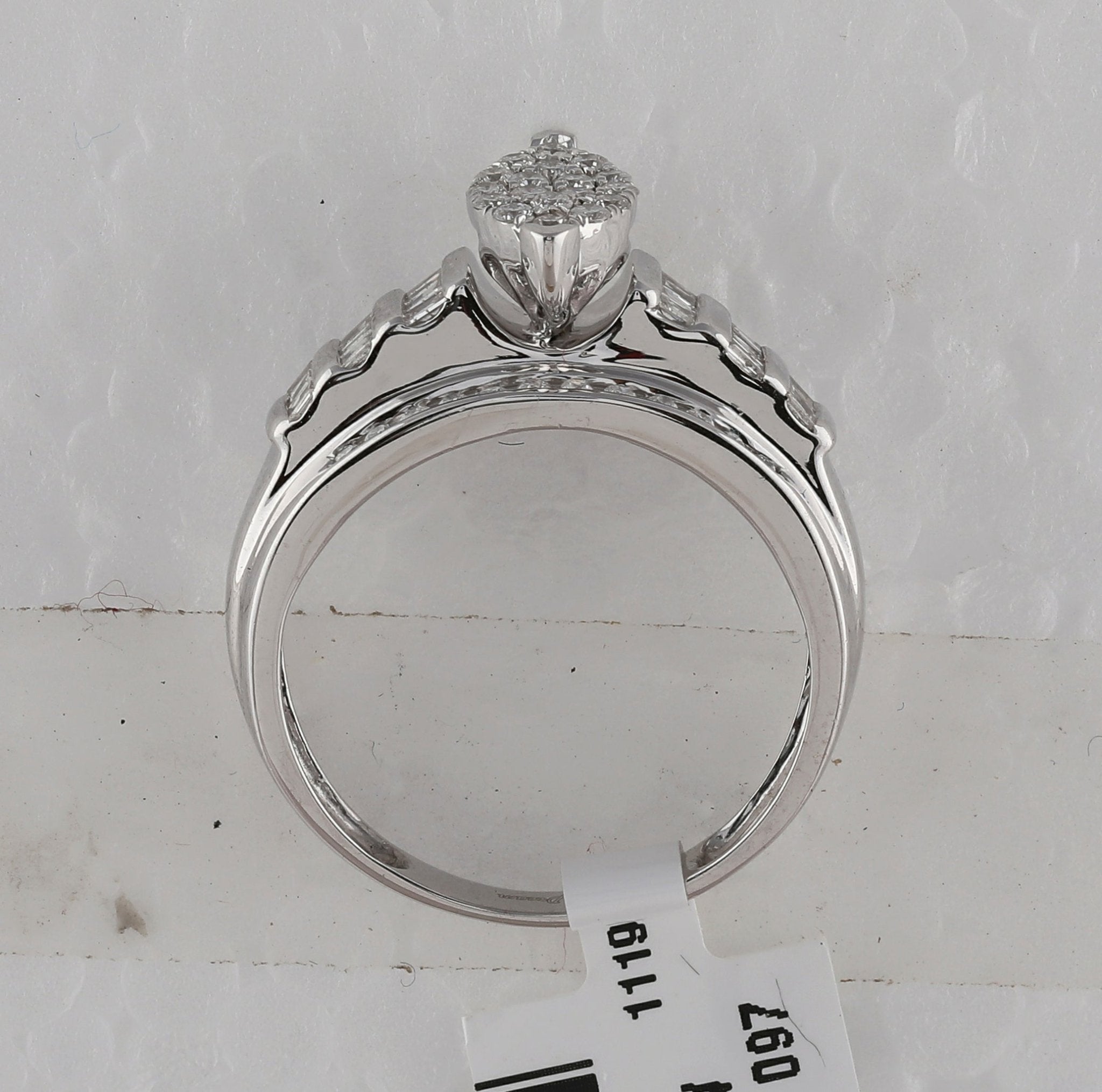 Sterling Silver Round Diamond Oval Cluster Bridal Wedding Engagement Ring 1/2 Cttw - Splendid Jewellery