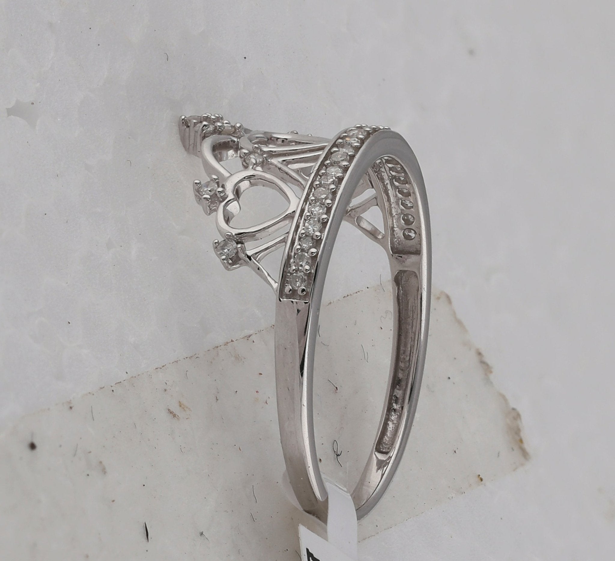 Sterling Silver Round Diamond Ring 1/6 Cttw - Splendid Jewellery