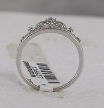 Load image into Gallery viewer, Sterling Silver Round Diamond Ring 1/6 Cttw - Splendid Jewellery