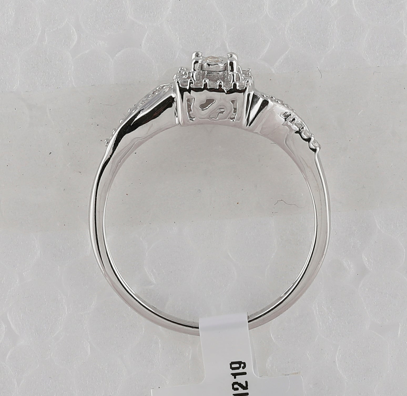 Sterling Silver Round Diamond Ring 1/6 Cttw - Splendid Jewellery