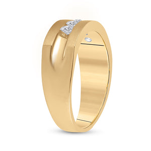 The Eternal Radiance: 10kt Yellow Gold Mens Round Diamond Wedding 5 - Stone Band Ring - Splendid Jewellery