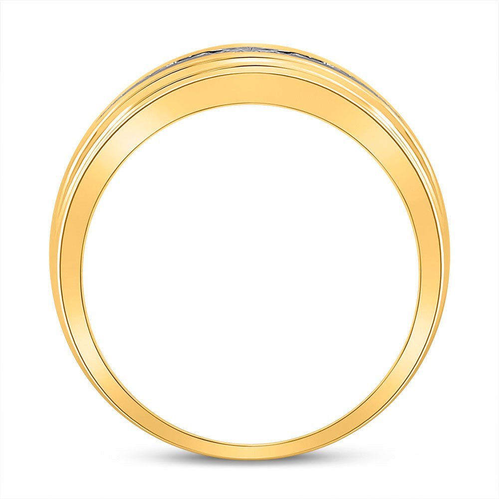 The Majestic Brilliance 14kt Yellow Gold Men's Round Diamond Wedding Single Row Band Ring - Splendid Jewellery