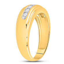 Load image into Gallery viewer, The Majestic Brilliance 14kt Yellow Gold Men&#39;s Round Diamond Wedding Single Row Band Ring - Second Side View