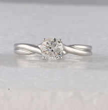 Load image into Gallery viewer, Timeless Love: 14kt White Gold Round Diamond Solitaire Bridal Wedding Engagement Ring - Splendid Jewellery