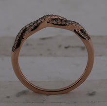 Load image into Gallery viewer, Twist of Elegance: 10kt Rose Gold Brown Diamond Twist Band Ring - Splendid Jewellery