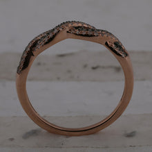 Load image into Gallery viewer, Twist of Elegance: 10kt Rose Gold Brown Diamond Twist Band Ring - Alternate view 3 from Splendid Jewellery