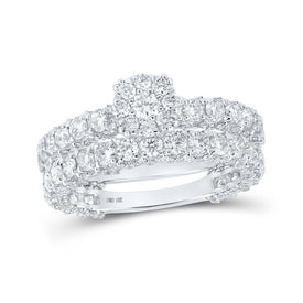 Sparkling Love: 10kt White Gold Round Diamond Cluster Bridal Wedding Ring Band Set - Alternate view 1 from Splendid Jewellery