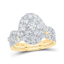 Load image into Gallery viewer, Golden Halo Brilliance Wedding Ring Set product  Top View from Splendid Jewellery