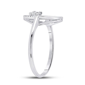 Dazzling Baguette Diamond Scattered Oval Ring in 14kt White Gold - Splendid Jewellery