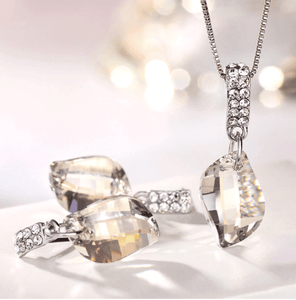 Get Your Classic Swarovski Crystal Wedding Jewellery that Suits Any Dress & Theme Splendid Jewellery