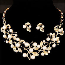 Load image into Gallery viewer, Pearl &amp; Crystal Bridal Jewelry Set in Captivating Floral Design Splendid Jewellery