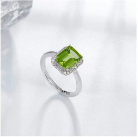Peridot Birthstone 14k White Gold Ring - Splendid Jewellery