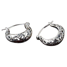 Load image into Gallery viewer, Sterling silver hollow flower retro earrings - Splendid Jewellery