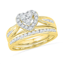 Load image into Gallery viewer, Golden Love Sparkle Wedding Ring Set Top View from Splendid Jewellery
